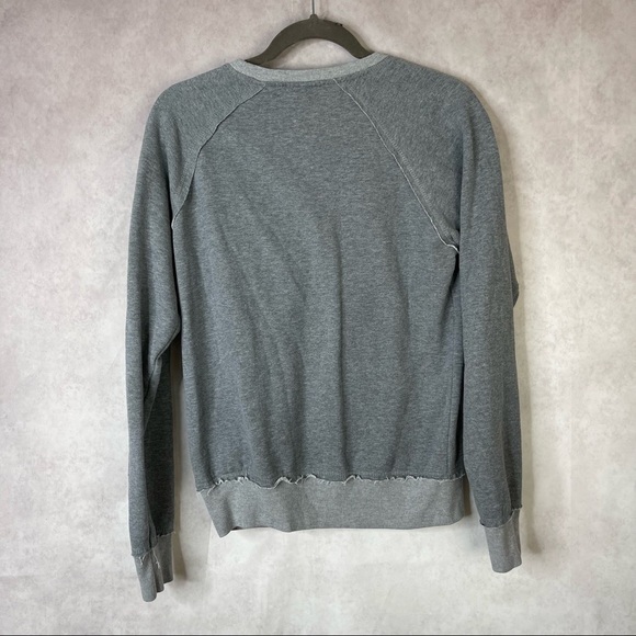 Wizarding World Of Harry Potter Universal Studios Gryffindor Sweatshirt Sz S - Picture 8 of 8